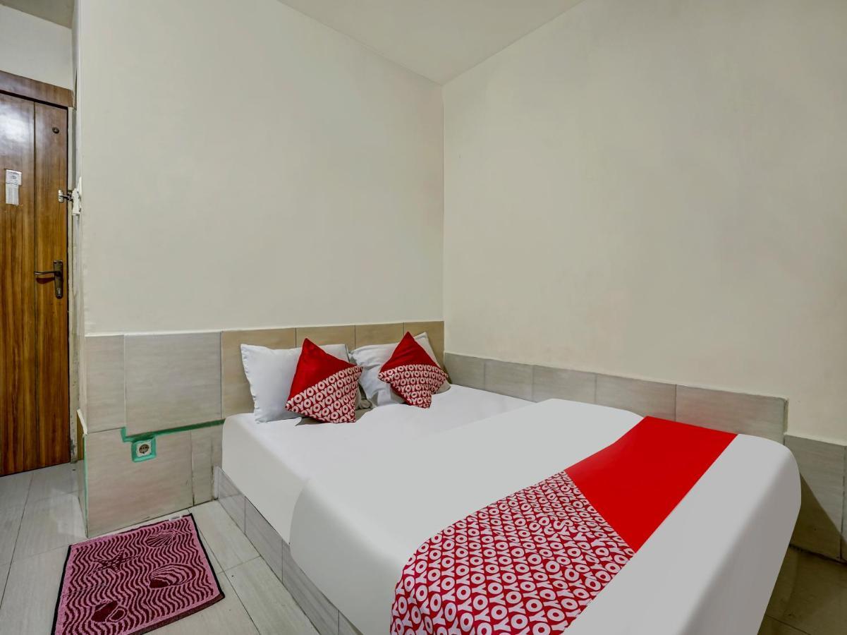 Oyo 90158 Hotel Lendosis Perintis Kemerdekaan Palembang Exteriér fotografie