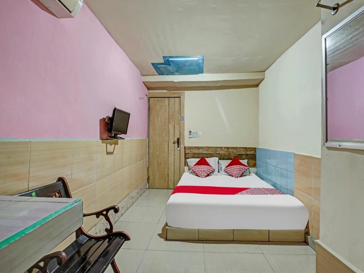 Oyo 90158 Hotel Lendosis Perintis Kemerdekaan Palembang Exteriér fotografie