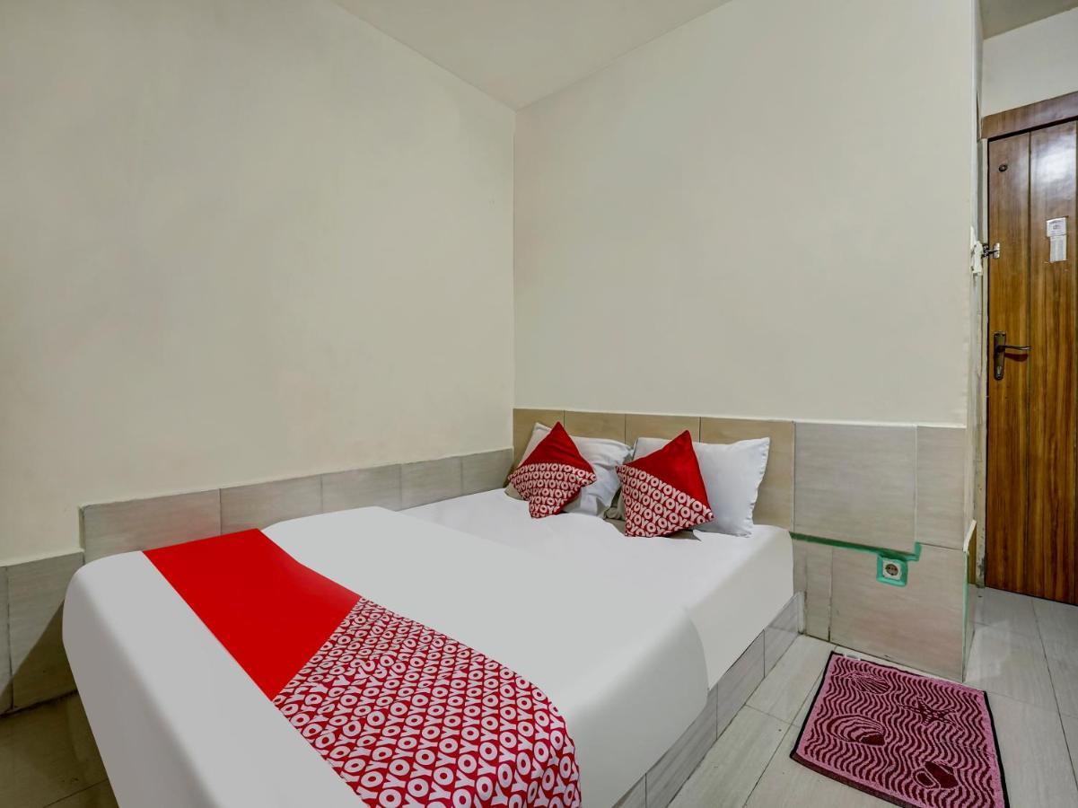 Oyo 90158 Hotel Lendosis Perintis Kemerdekaan Palembang Exteriér fotografie