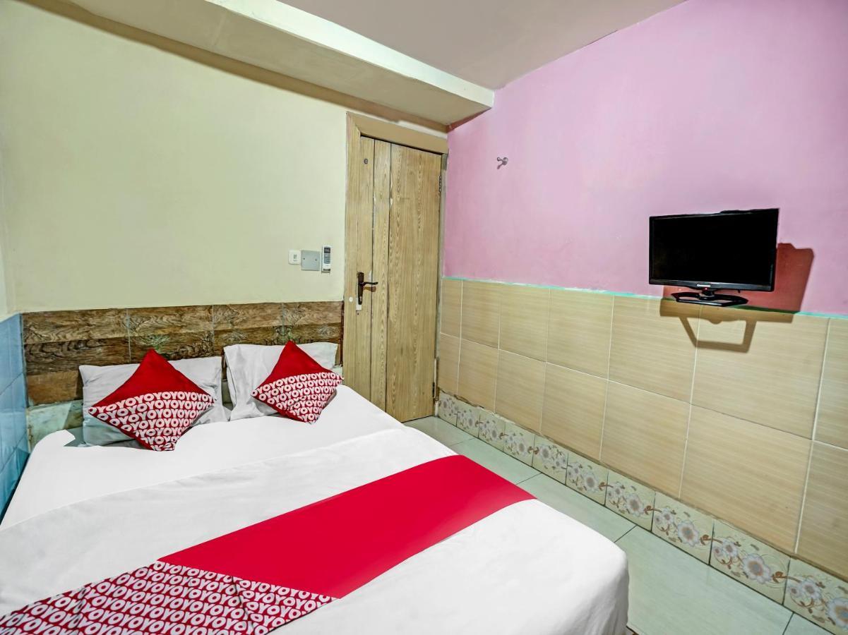 Oyo 90158 Hotel Lendosis Perintis Kemerdekaan Palembang Exteriér fotografie